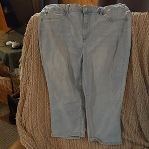 d. jeans Light Blue Straight-Leg  Women’s Capris